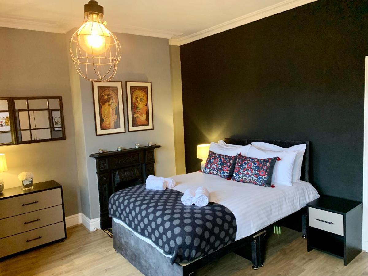 Stamer House By Yourstays, Stylish Quirky House, With 4 Double Bedrooms, Book Now! Stoke-on-Trent Bagian luar foto