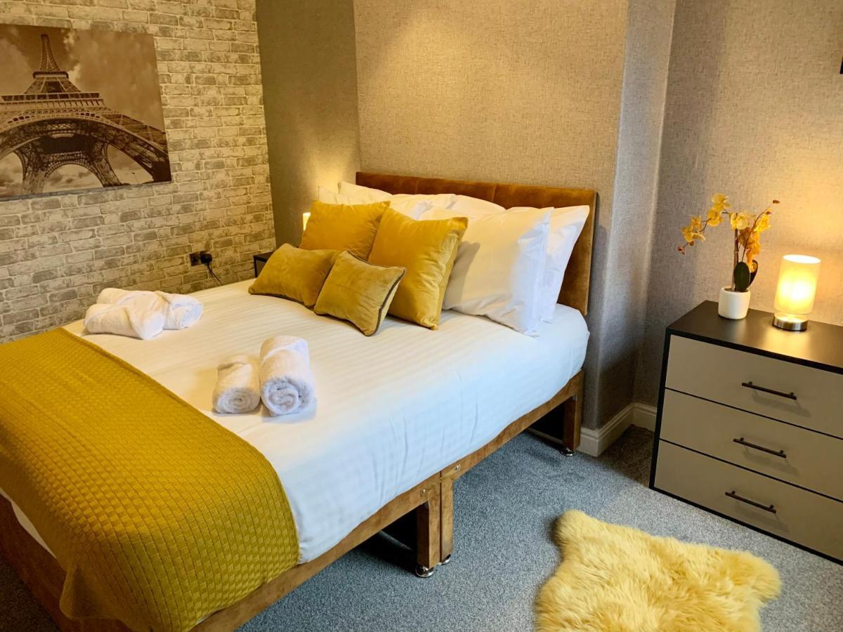Stamer House By Yourstays, Stylish Quirky House, With 4 Double Bedrooms, Book Now! Stoke-on-Trent Bagian luar foto