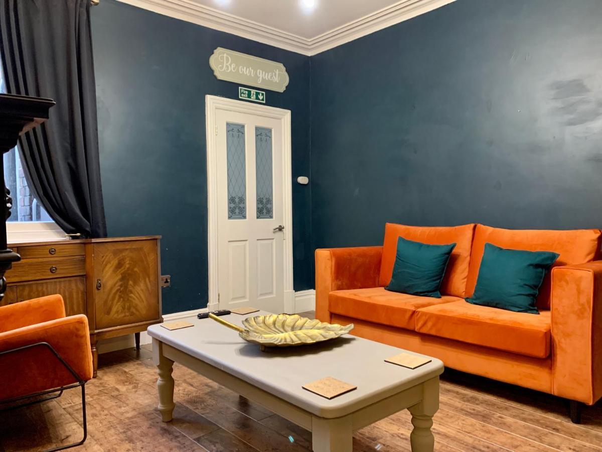 Stamer House By Yourstays, Stylish Quirky House, With 4 Double Bedrooms, Book Now! Stoke-on-Trent Bagian luar foto