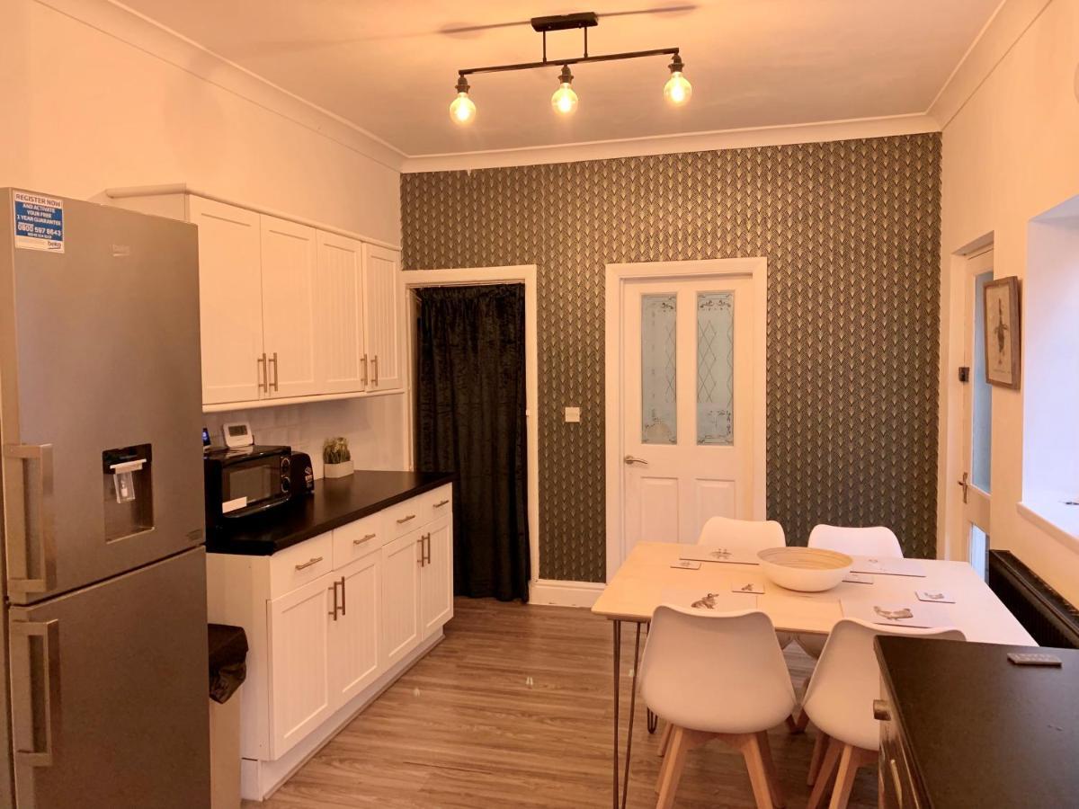 Stamer House By Yourstays, Stylish Quirky House, With 4 Double Bedrooms, Book Now! Stoke-on-Trent Bagian luar foto