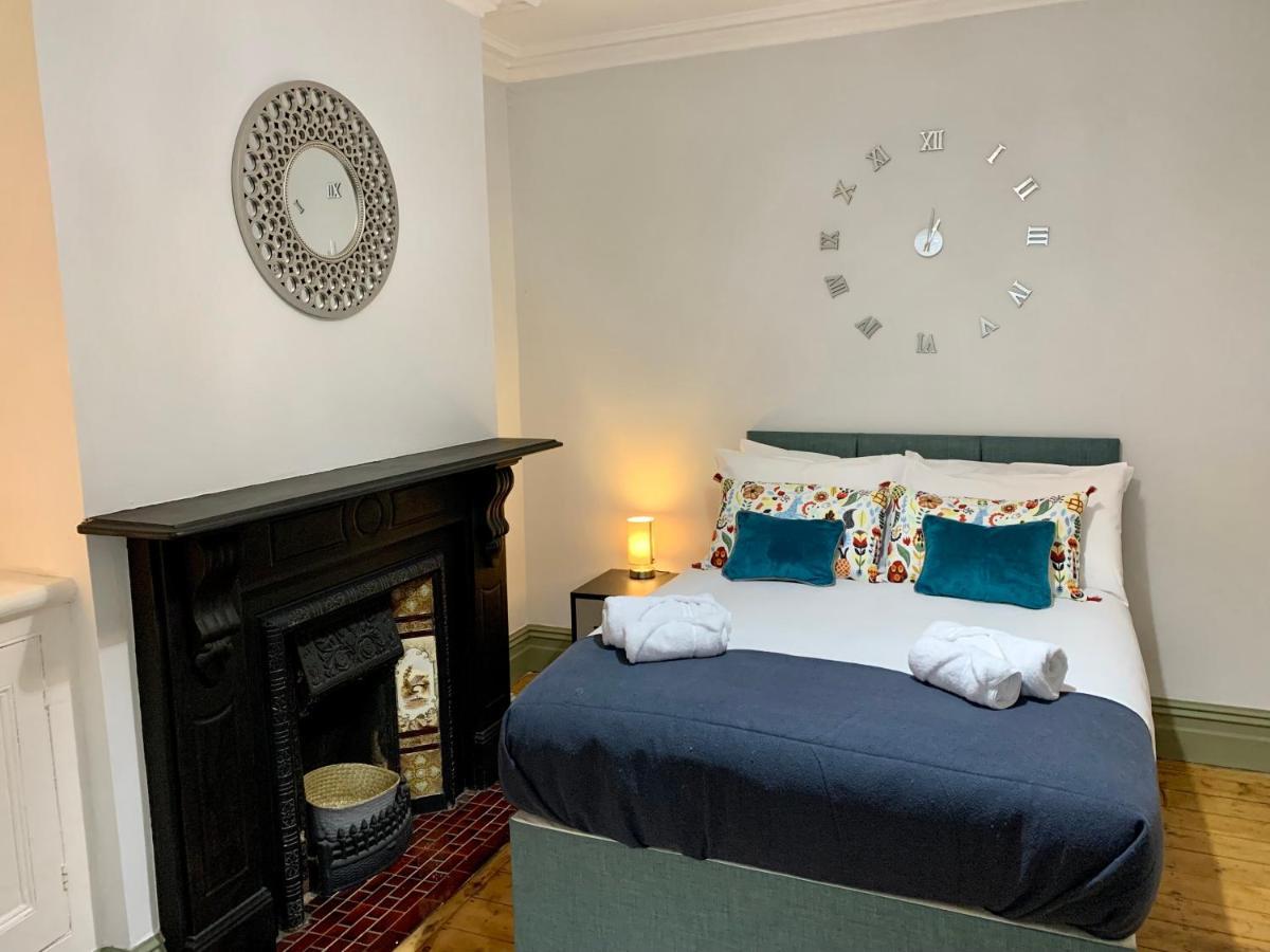 Stamer House By Yourstays, Stylish Quirky House, With 4 Double Bedrooms, Book Now! Stoke-on-Trent Bagian luar foto
